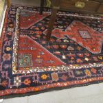 680 1045 ORIENTAL RUG